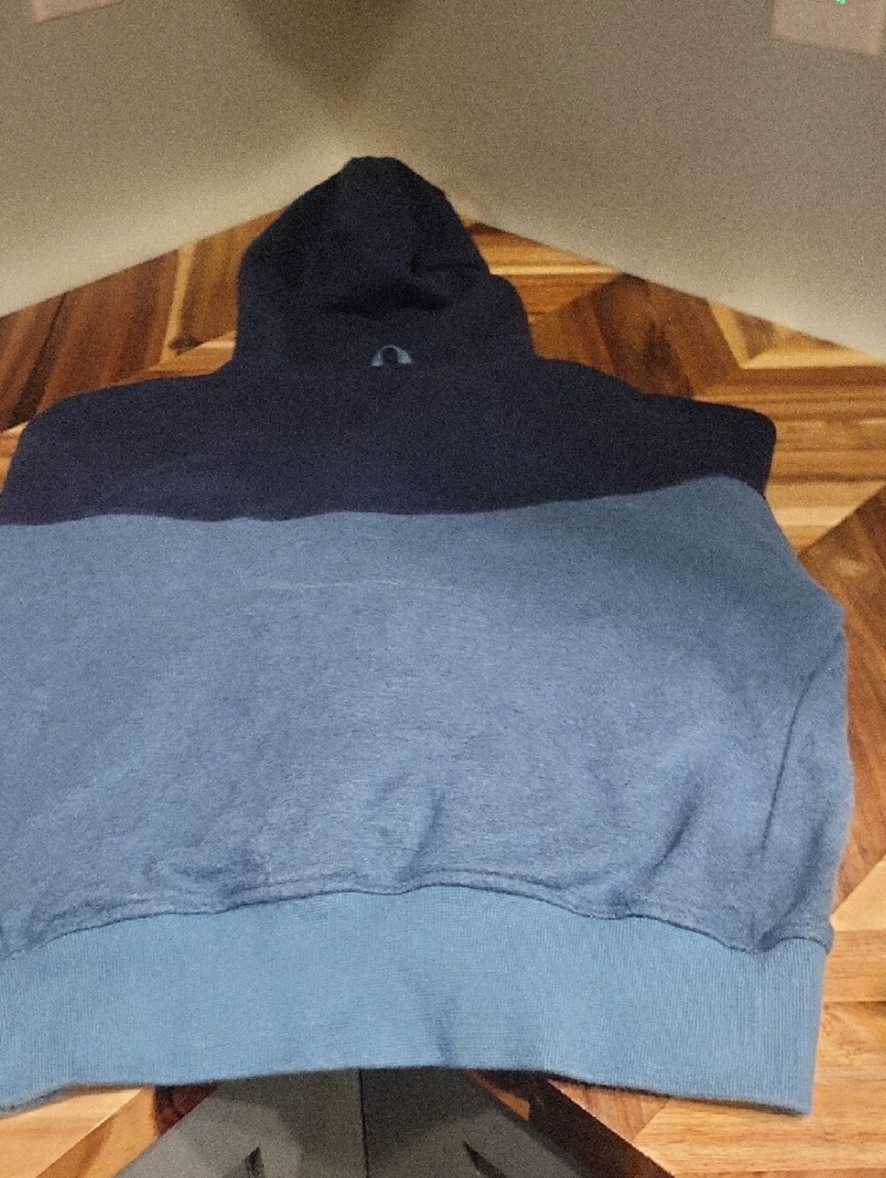 Hoka Women's s Two-Tone Navy and Light Blue Half-Zip Hoodie Sweater - Picture 3 of 3